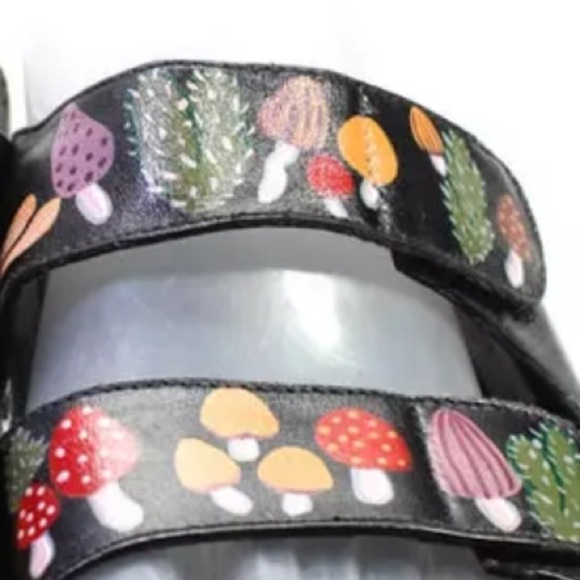 Alepel Mushroom Black Sandal, Black, Size 6, Preowned/EUC, Hand Painted - Picture 9 of 9